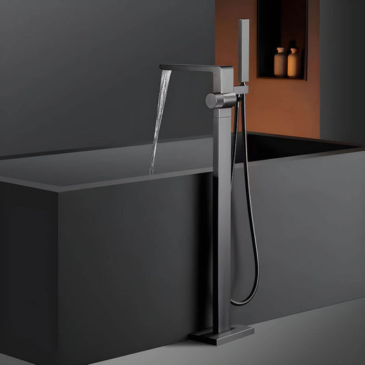 Moderner Kupfer-Badewannen-Wasserhahn mit Handbrause
