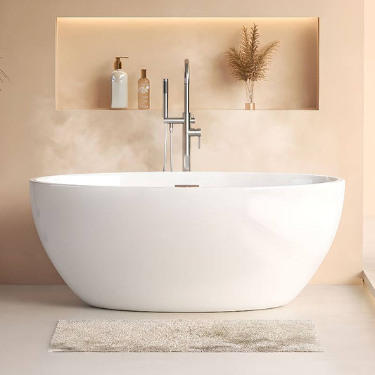 ロールトップデザインの白いフリースタンディングバスタブ