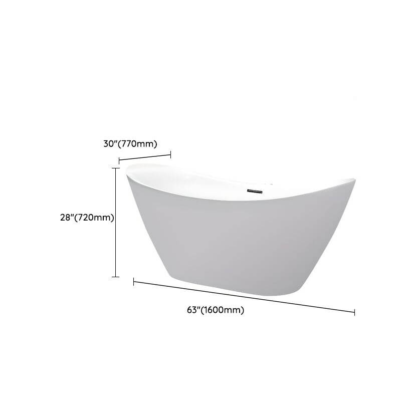 Stilvolles modernes Badezimmer mit freistehender Badewanne