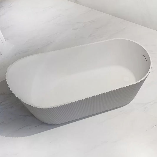 Luxurious 67-Inch White Oval Acrylic Bathtub for Single Soaker