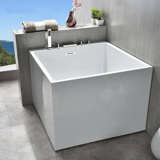 Chalk Square Freestanding Bathtub in a modern bathroom