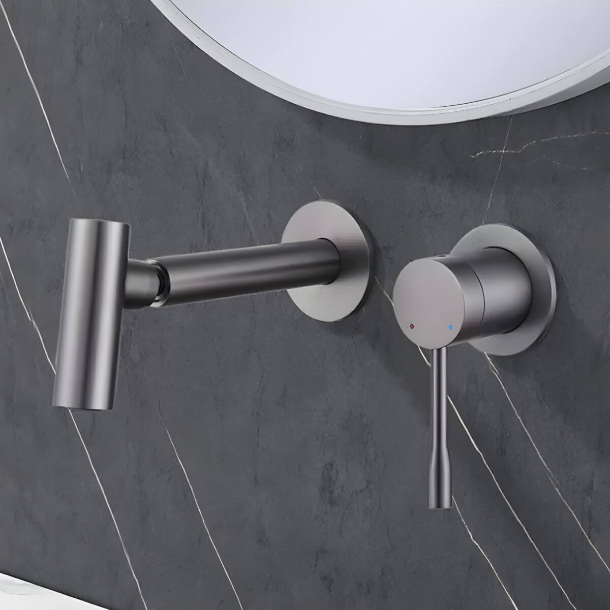 Single handle bathroom sink faucet