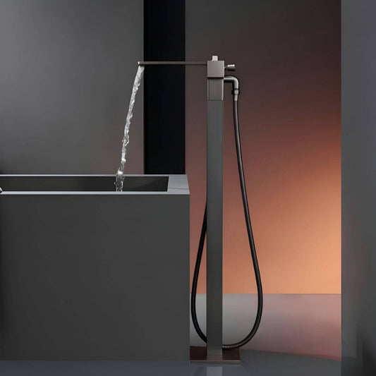 modern bathtub faucet design