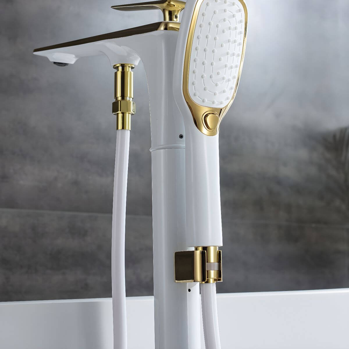 Contemporary Silver Bathtub Faucet