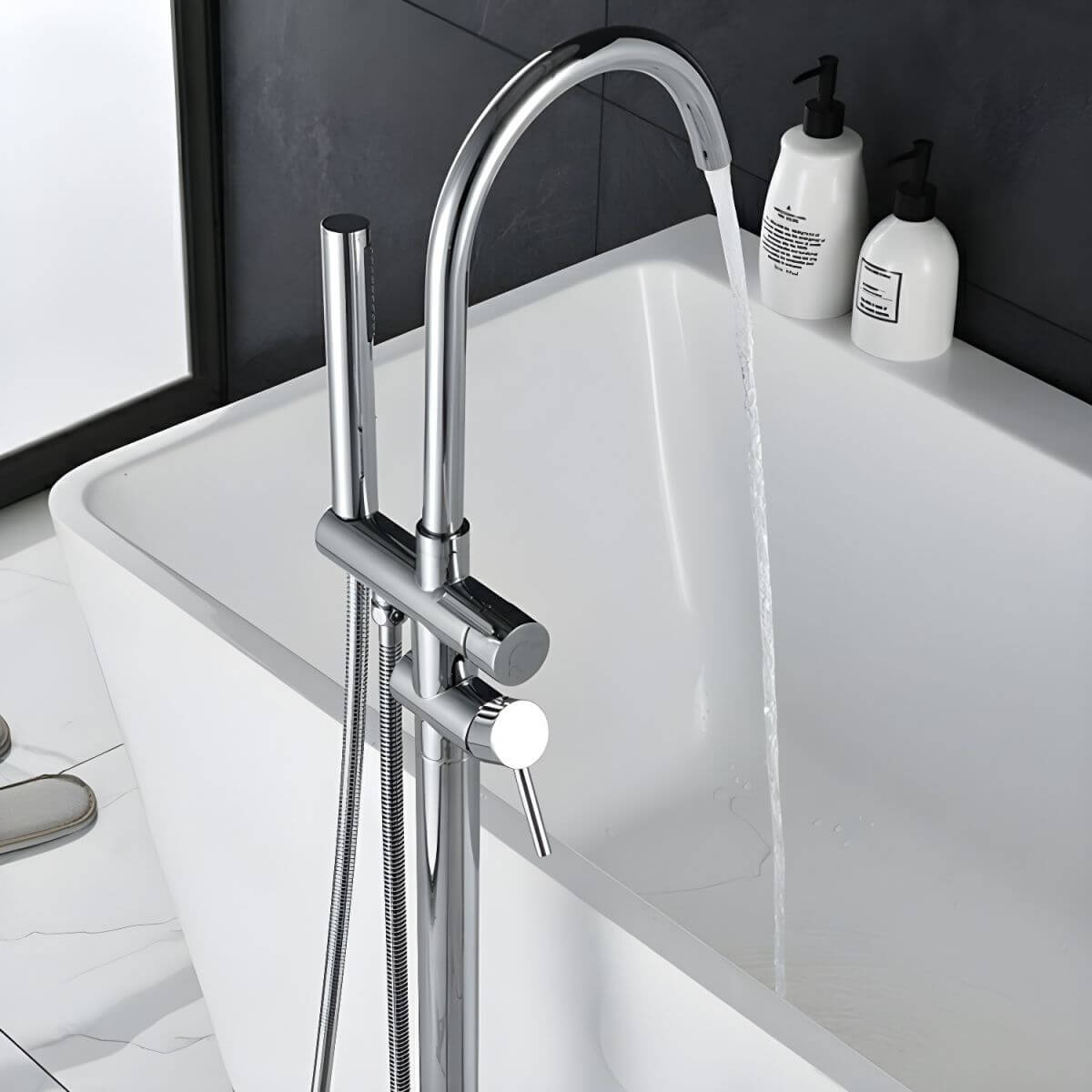 Contemporary faucet with gooseneck spout