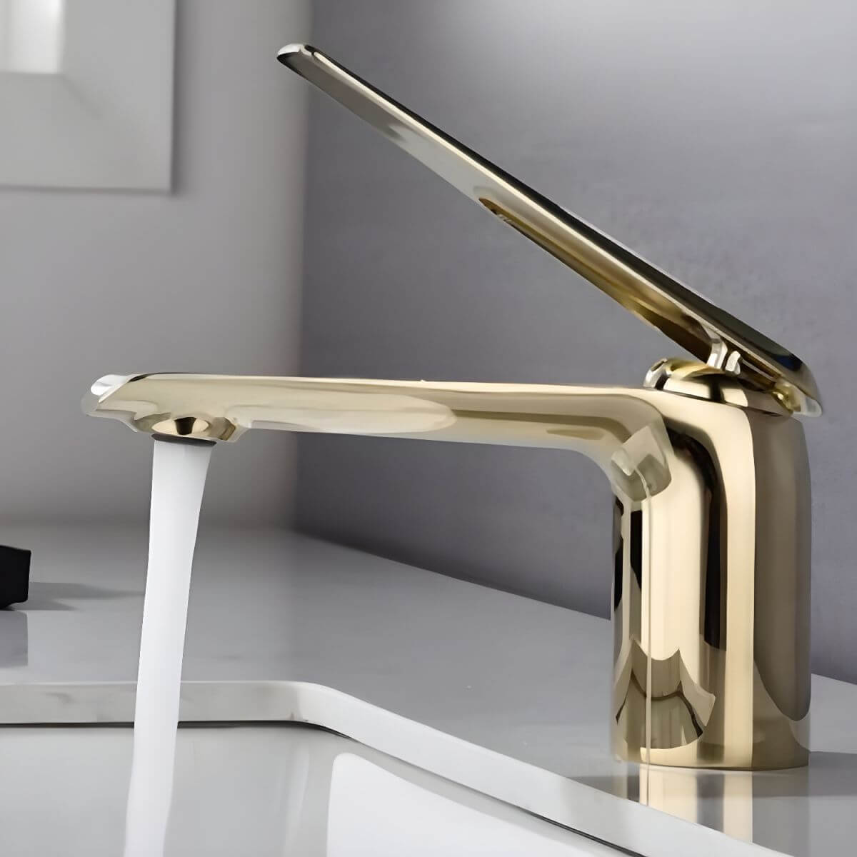 Copper sink faucet with ergonomic single handle