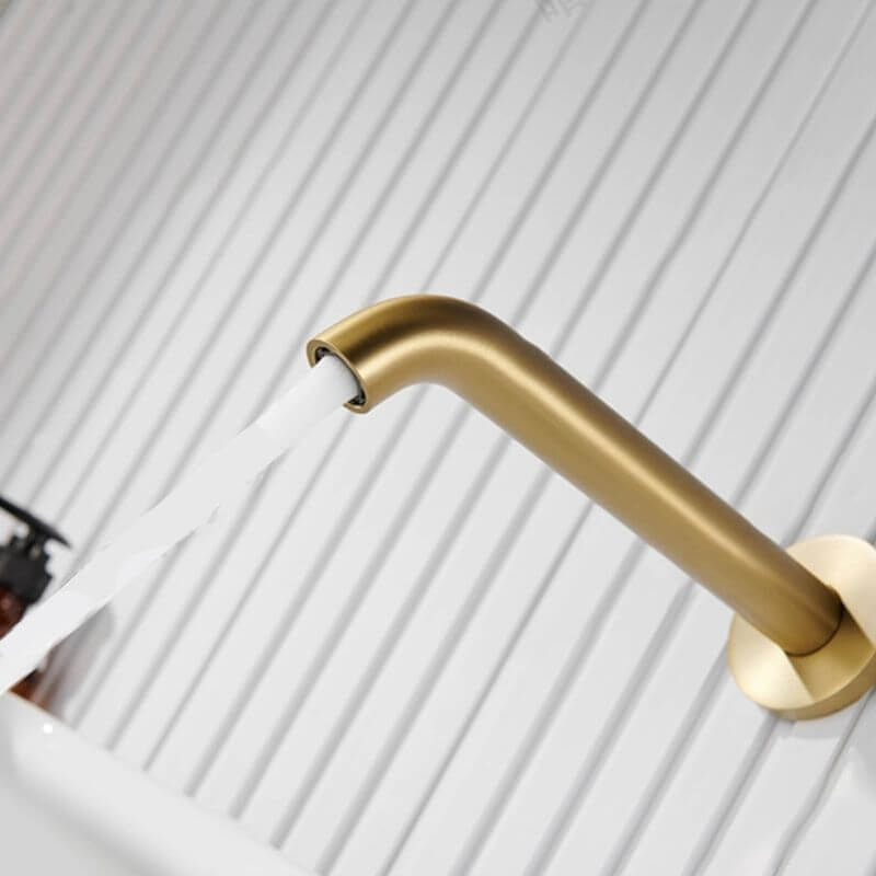 Single handle modern bathroom faucet