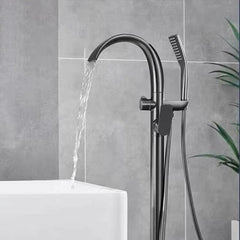 Modern chrome-plated copper bathtub faucet in white