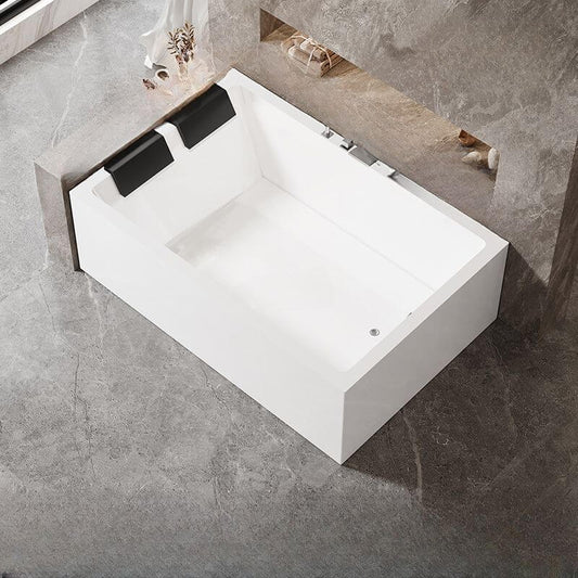 Modern bathroom featuring an acrylic bathtub
