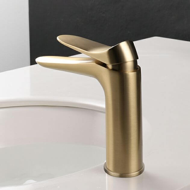 Bright Gold Washbasin Faucet for Modern Bathrooms