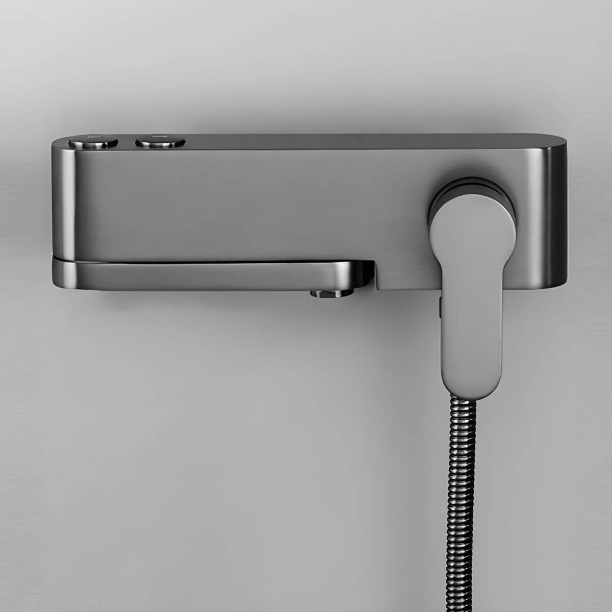 contemporary wall-mounted bathtub faucet