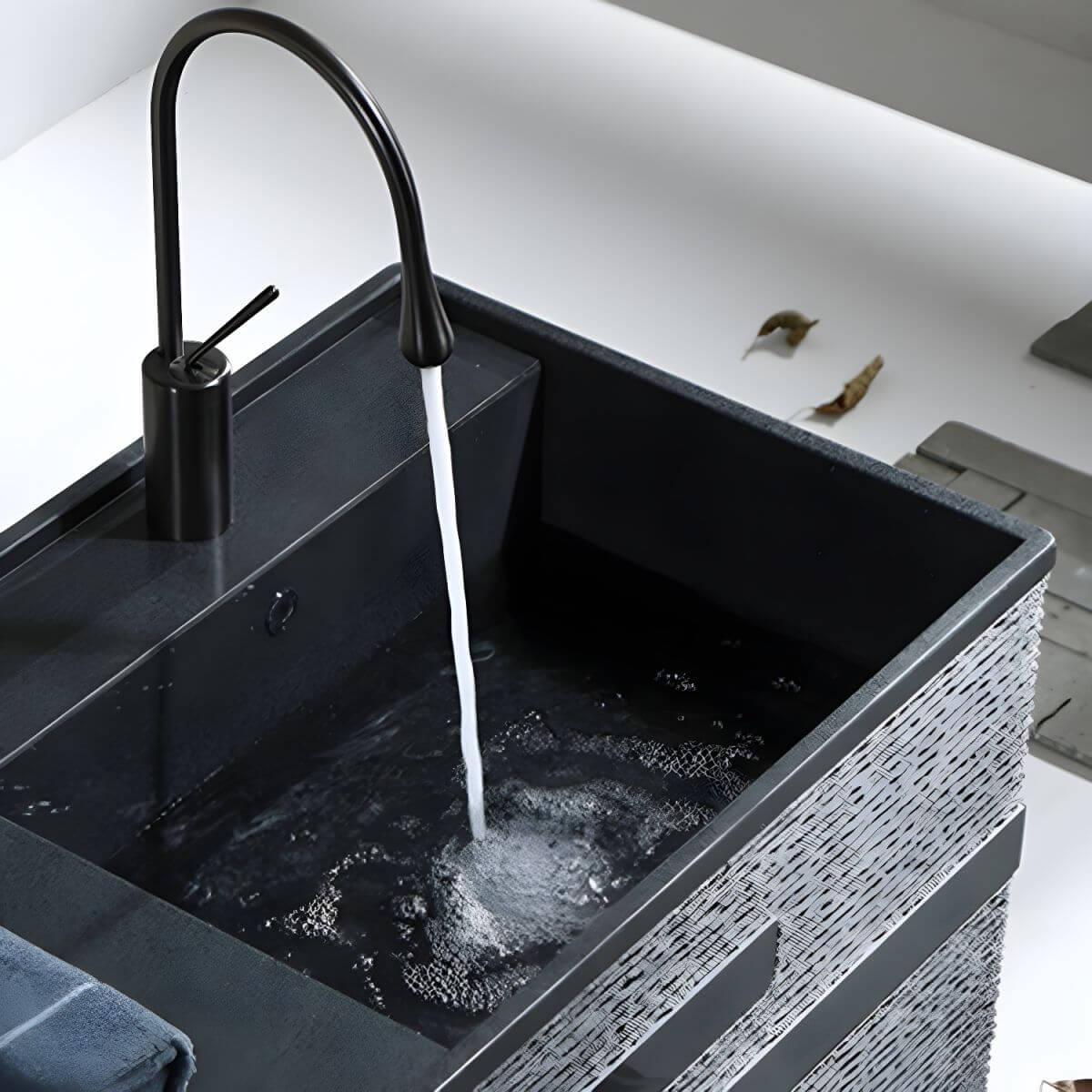 Stylish Pop-Up Drain Sink