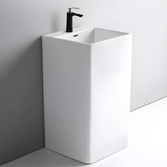 Scratch-resistant ceramic sink in white