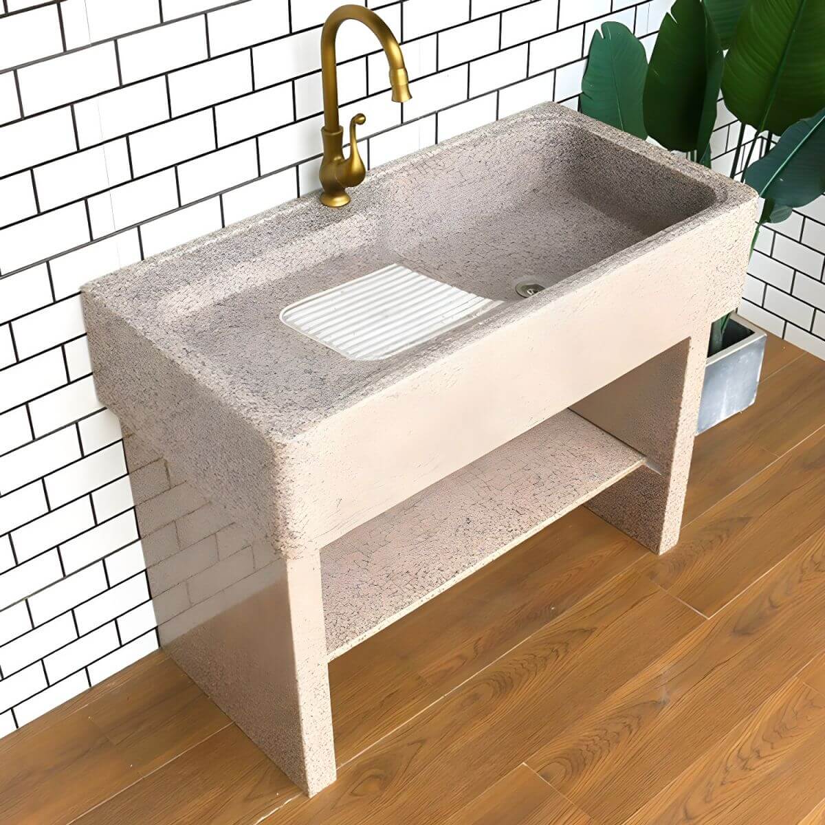 Console sink with integrated storage