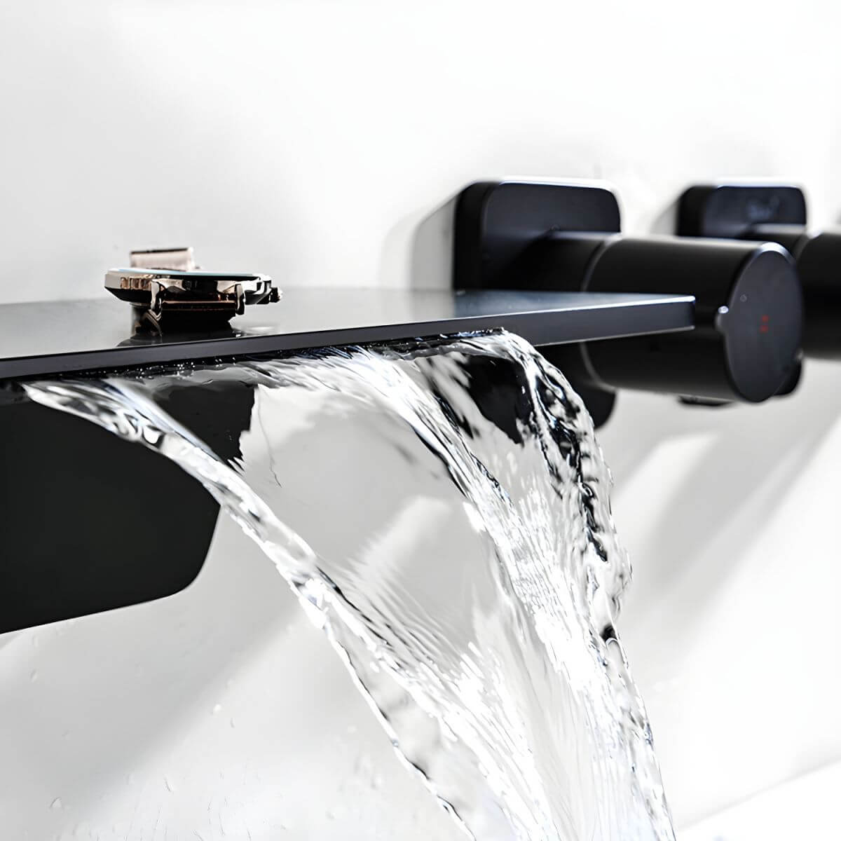 contemporary bathroom faucet design