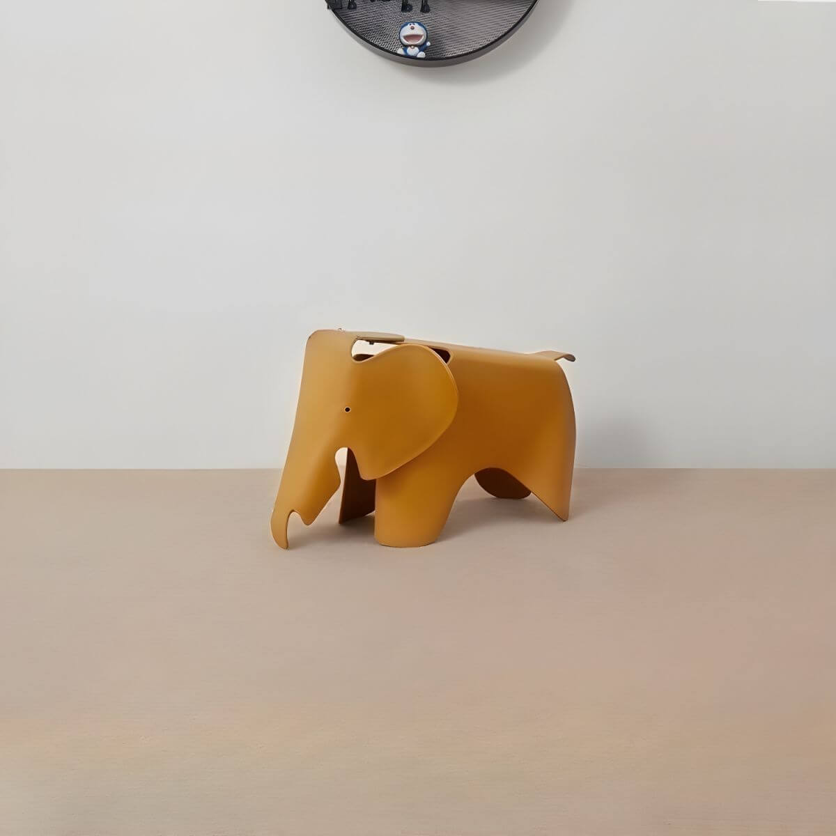 Animal-Shaped Plastic Kids Activity Chair for Outdoor Use