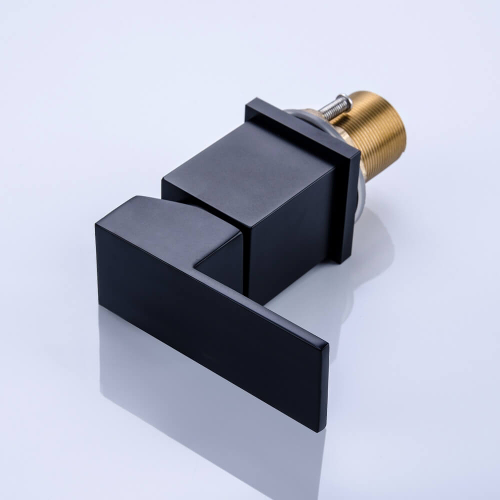 Dree Modern Deck Mounted Roman Tub Faucet with Handshower