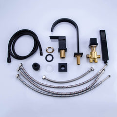 Dree Modern Deck Mounted Roman Tub Faucet with Handshower