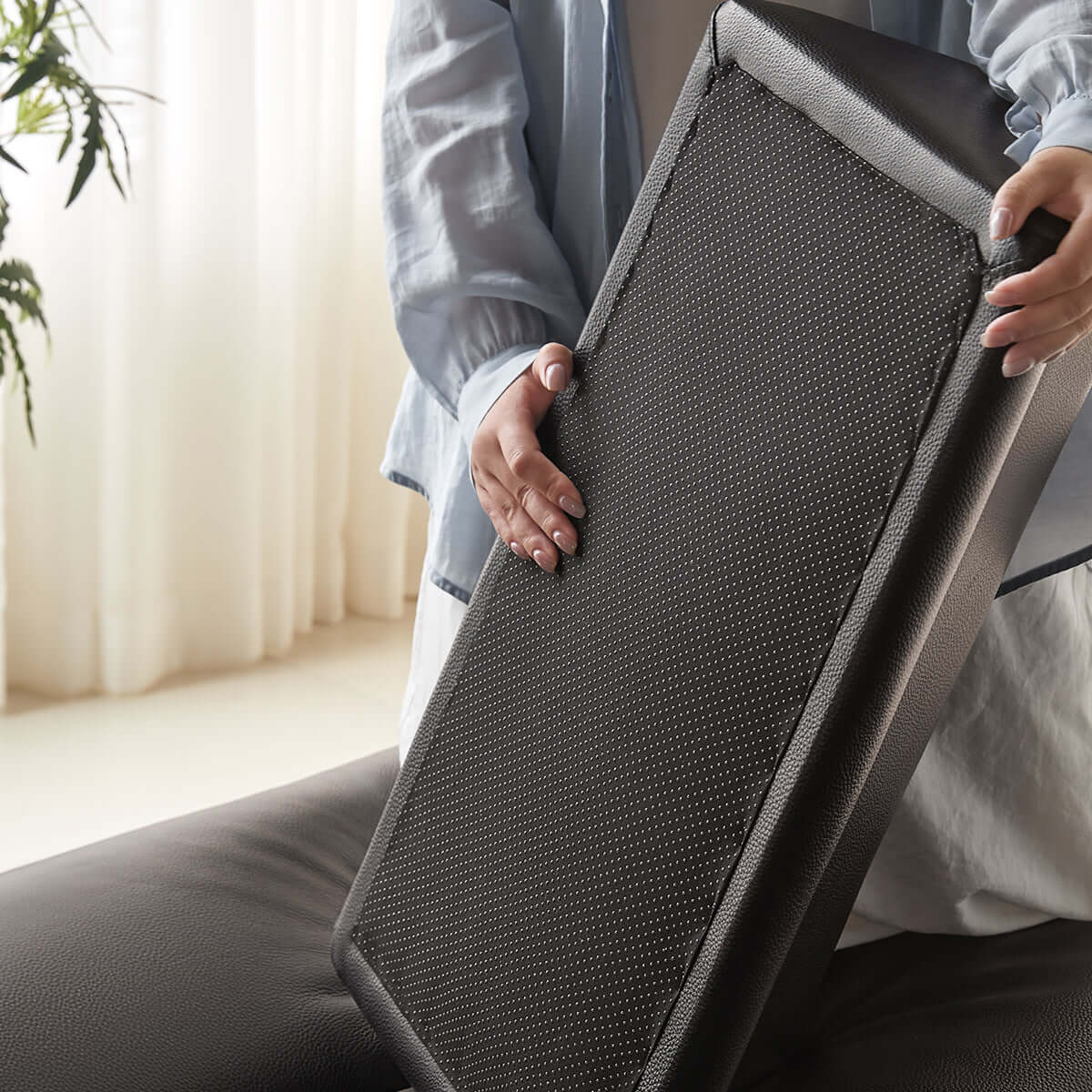 Hompkin Vintage Dual-Sided Island Sofa in Top-Grain Leather and Stainless Steel