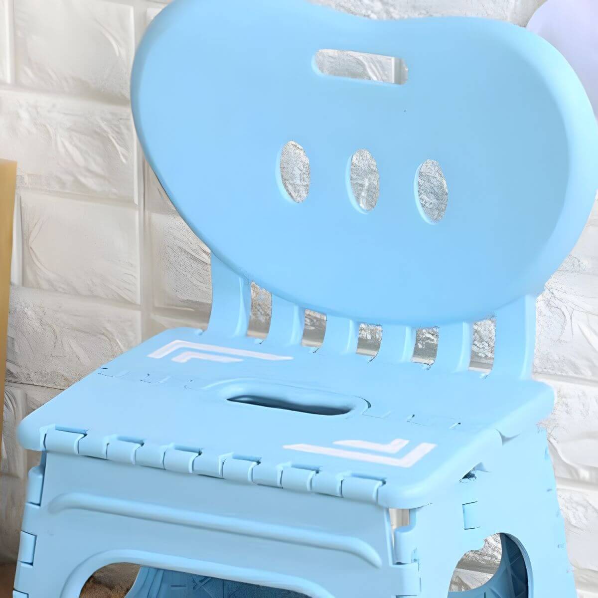 Lightweight Foldable Toddler Chair in Bright Solid Colors with Handle