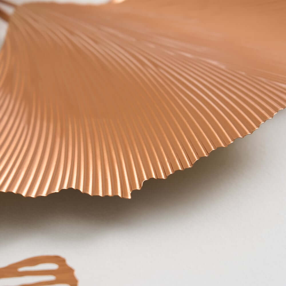 Metal Wall Art Gold Leaf Decor in Glam Style