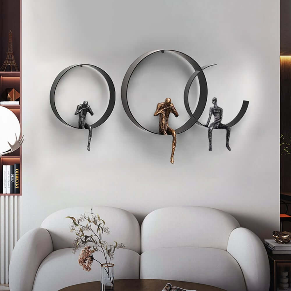 Metal Wall Art with Figural Design Round Frame Decor
