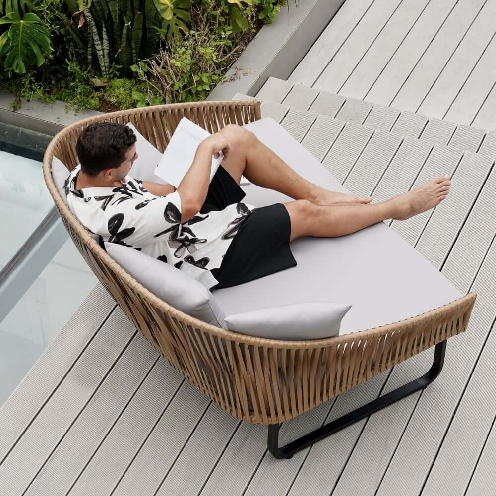 Modern Gray PE Rattan Daybed Loveseat with Aluminum Frame