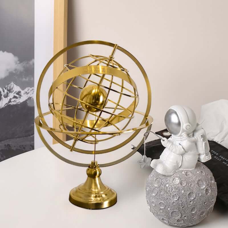 Modern Iron Geometric Sculpture – Gold Abstract Home Decor