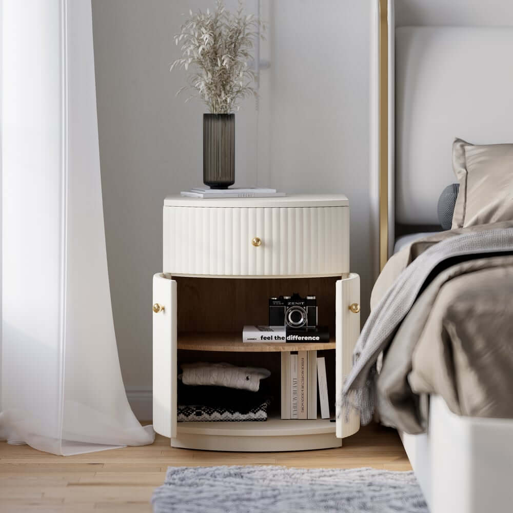 Modern Off-White Bedroom Set with Gold Accents and Storage